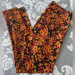 Lularoe Tall & Curvy Leggings - Never Worn